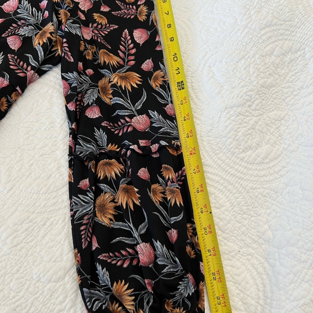 Style & Co. Long Tunic Style Blouse~ - Picture 9 of 10